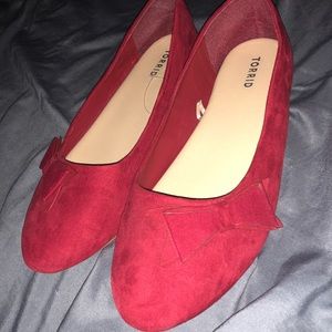 Red flats with bow size 10.5 Torrid brand